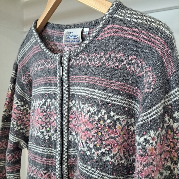 Sears | vintage Pink, grey & white with front sequins zip up sweater - Picture 2 of 10